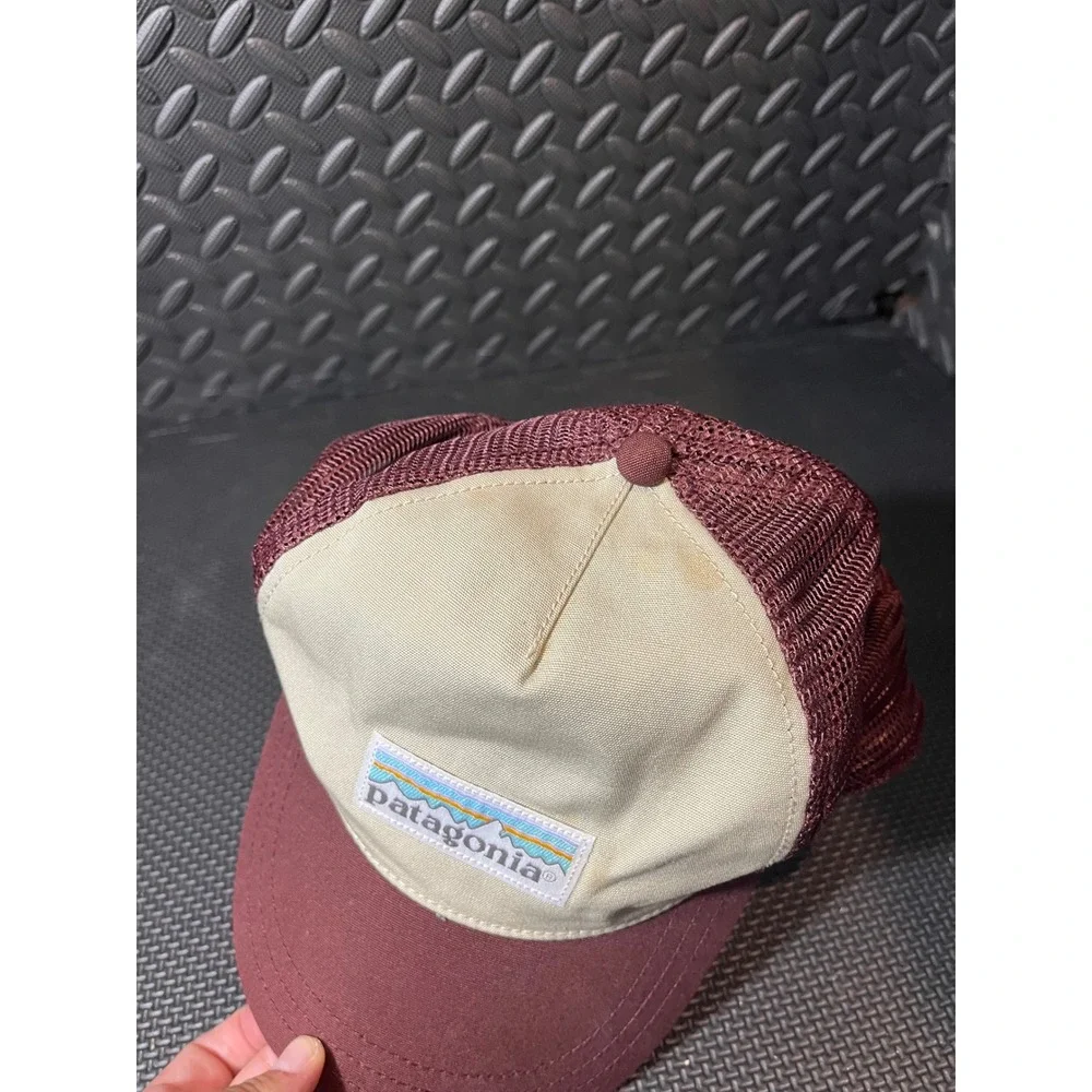 Patagonia Trucker Hat Unisex One Size Burgundy Tan Mesh Snapback STY38198